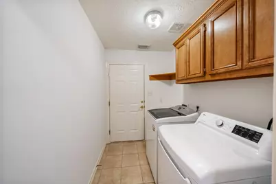 901 Longmire Road #28, Conroe, TX 77304 - Photo 20
