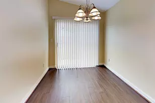 3247 Jorns St, Houston, TX 77045 - Photo 6