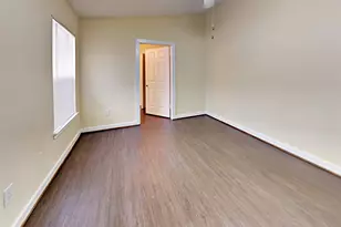 3247 Jorns St, Houston, TX 77045 - Photo 8