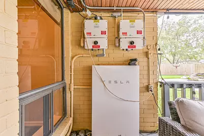 910 Evergreen Drive, Friendswood, TX 77546 - Photo 50