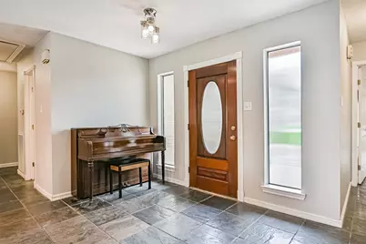 910 Evergreen Drive, Friendswood, TX 77546 - Photo 8