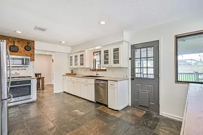 910 Evergreen Drive, Friendswood, TX 77546 - Photo 22