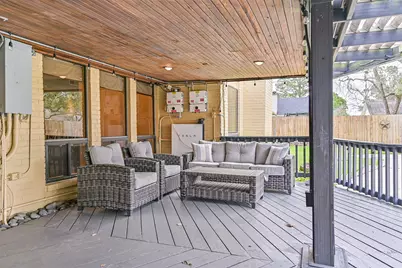 910 Evergreen Drive, Friendswood, TX 77546 - Photo 38