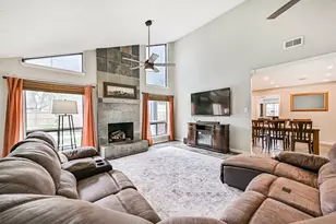 910 Evergreen Dr, Friendswood, TX 77546 - Photo 10