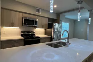 8001 Woodway Dr, Houston, TX 77063 - Photo 6