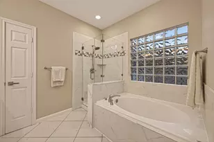 4405 Wendell St, Bellaire, TX 77401 - Photo 28