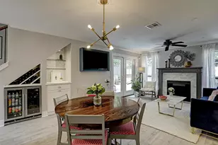 717 Worthshire St, Houston, TX 77008 - Photo 2