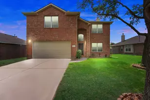 2106 Goldfinch Ln, League City, TX 77573 - Photo 1