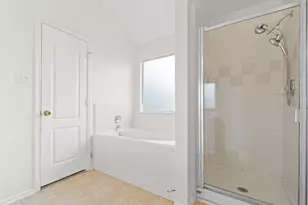 2106 Goldfinch Ln, League City, TX 77573 - Photo 32