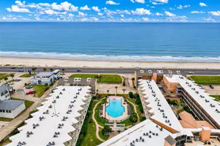 6300 Seawall Blvd, Galveston, TX 77551 - Photo 32