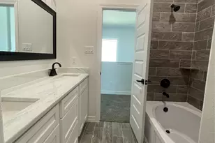 322 Little Spg Ct, Anahuac, TX 77514 - Photo 14