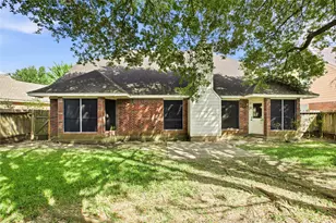 16810 Benwick Dr, Sugar Land, TX 77498 - Photo 8