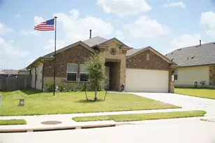 1716 Grimes Dr, Brenham, TX 77833 - Photo 2
