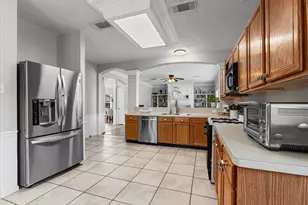 3014 Glenwood Dr, Pearland, TX 77584 - Photo 10