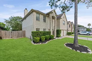 3014 Glenwood Dr, Pearland, TX 77584 - Photo 2