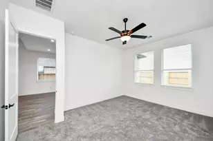 9438 Chateau Hill Dr, Manvel, TX 77578 - Photo 18