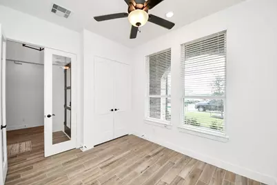 9438 Chateau Hill Drive, Manvel, TX 77578 - Photo 16