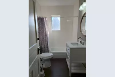 402 4th Street, Sealy, TX 77474 - Photo 8