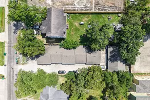 5022 Mallow St, Houston, TX 77033 - Photo 18