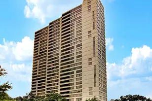 14 Greenway Plz, Houston, TX 77046 - Photo 2