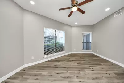 3722 Woodchase Drive, Houston, TX 77042 - Photo 4