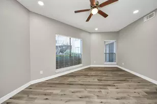 3722 Woodchase Dr, Houston, TX 77042 - Photo 4