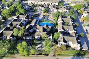 3722 Woodchase Dr, Houston, TX 77042 - Photo 34