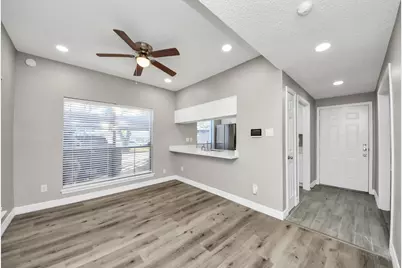 3722 Woodchase Drive, Houston, TX 77042 - Photo 12