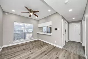 3722 Woodchase Dr, Houston, TX 77042 - Photo 12