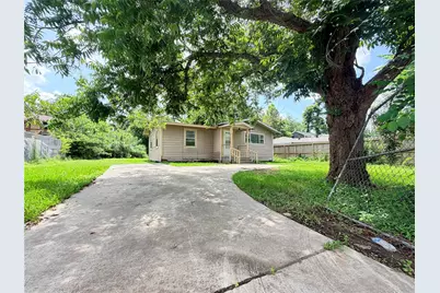 8624 Lawnridge Street, Houston, TX 77016 - Photo 2