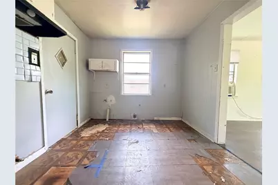 8624 Lawnridge Street, Houston, TX 77016 - Photo 10