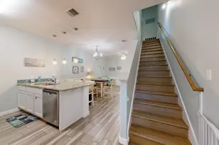 1813 S 11th St, Port Aransas, TX 78373 - Photo 10