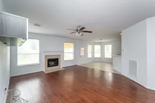 2322 Cool Springs Ln, Sugar Land, TX 77498 - Photo 22
