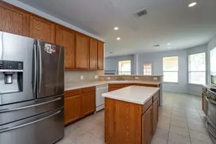 2322 Cool Springs Ln, Sugar Land, TX 77498 - Photo 10