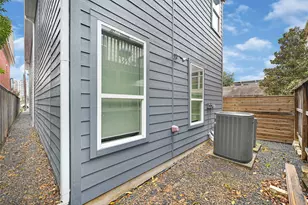 6118 Truro St, Houston, TX 77007 - Photo 36