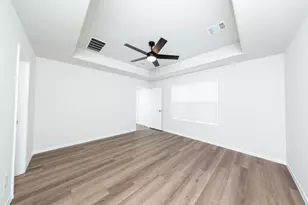 2130 Creole Crk Ln, Houston, TX 77090 - Photo 14