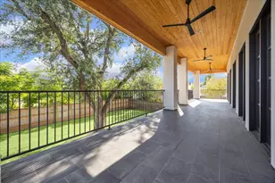 3735 Tartan Ln, Houston, TX 77025 - Photo 32