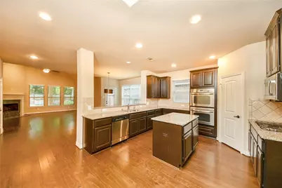 18 Blue Wildflower Place, The Woodlands, TX 77354 - Photo 14