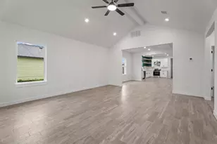 255 Rd 5506, Cleveland, TX 77327 - Photo 4