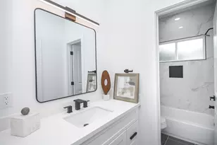 6535 Sealey St, Houston, TX 77091 - Photo 14