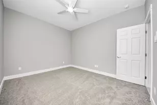 604 Miriam St, Baytown, TX 77520 - Photo 20
