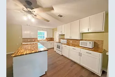 1139 County Rd 403, Anderson, TX 77830 - Photo 8