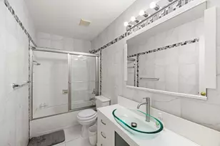 202 W Misty Dawn Dr, The Woodlands, TX 77385 - Photo 24