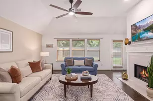 202 W Misty Dawn Dr, The Woodlands, TX 77385 - Photo 12
