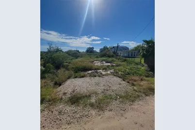 7005 Schlitz Lane, Hitchcock, TX 77563 - Photo 2