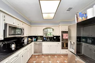8923 Haverstock Dr, Houston, TX 77031 - Photo 16