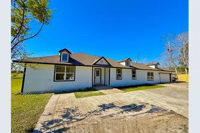 1214 Main Street, Alvin, TX 77511 - Photo 2