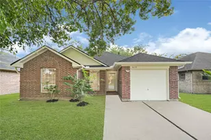 3019 Overland Trail, Dickinson, TX 77539 - Photo 20