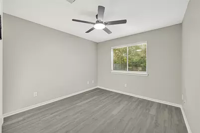 3019 Overland Trail, Dickinson, TX 77539 - Photo 14