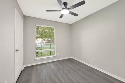 3019 Overland Trail, Dickinson, TX 77539 - Photo 16